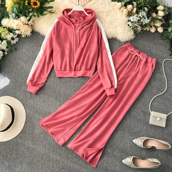 Két részből álló női sportszett - pulóver és bő nadrág több színben