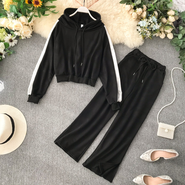 Két részből álló női sportszett - pulóver és bő nadrág több színben