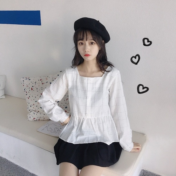 Női alkalmi blúz sárga-fehér színben, négyzet alakú nyakkivágással