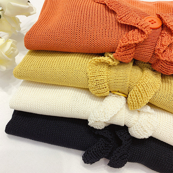 Lezser női mellény gombokkal és spitz nyakkivágással több színben