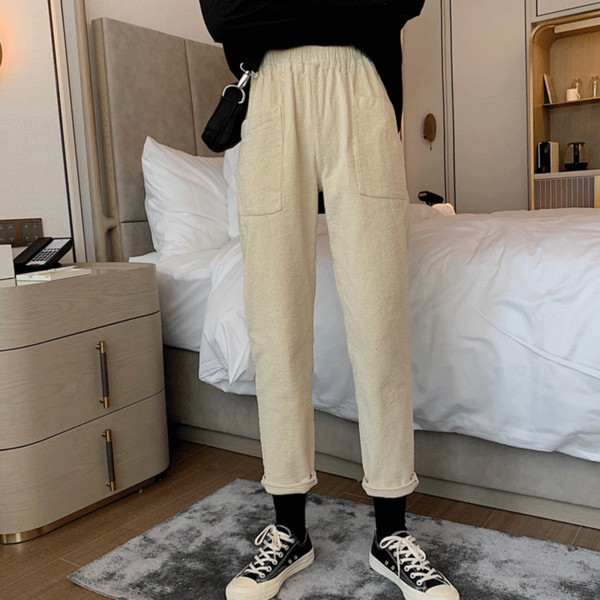 Modern női nadrág két színben, zsebekkel