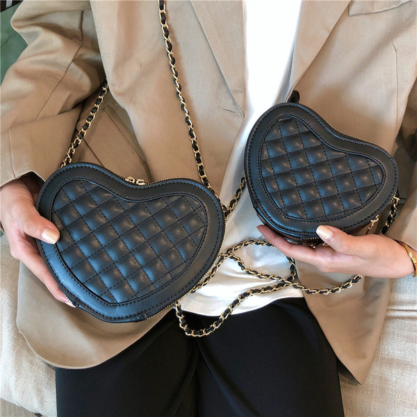 Modern női táska szív alakú hosszú füllel