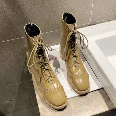 Γυναικείες μπότες με χοντρό τακούνι και  κορδόνια σε μπεζ και μαύρο χρώμα