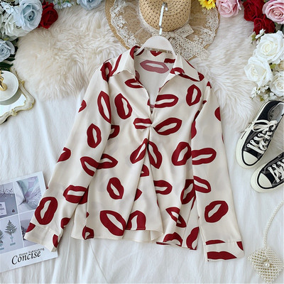 Modern női ing spitz nyakkivágással, különböző színekben