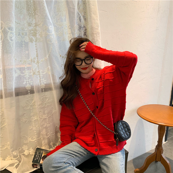 Női kardigán kék és piros színben, gombokkal