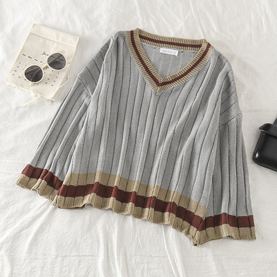 Alkalmi női pulóver spitz nyakkivágással, két színben