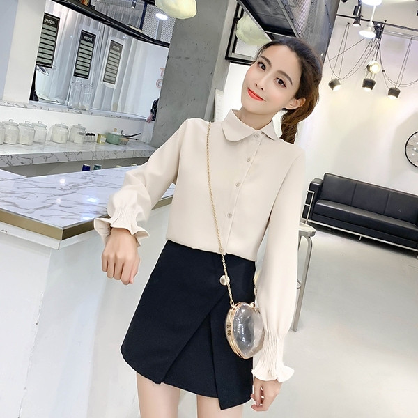 Stílusos női ing két színben, gombokkal és hosszú ujjú