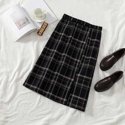 Női kockás szoknya magas derékkal, két színben