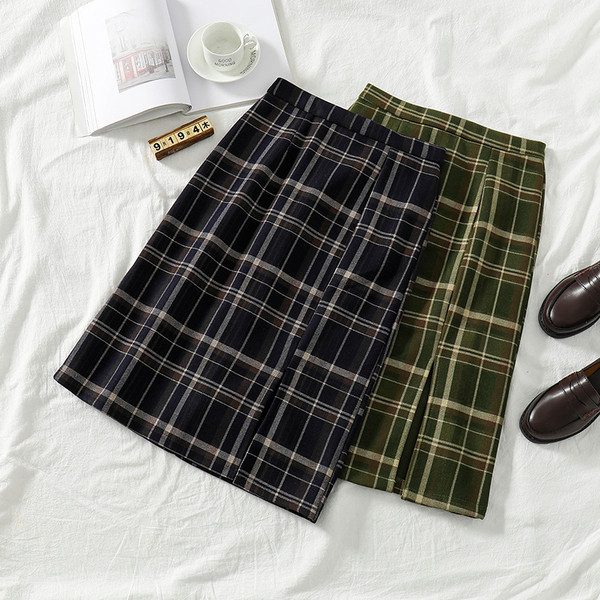 Női kockás szoknya magas derékkal, két színben