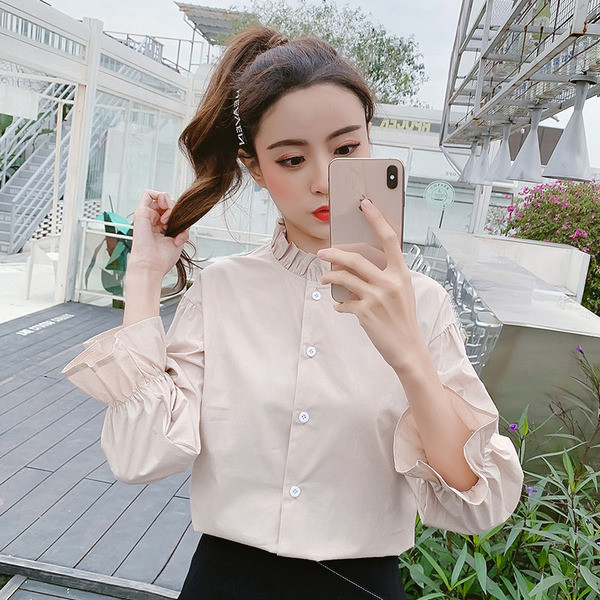 Aktuális női ing két színben, lótusz ujjakkal