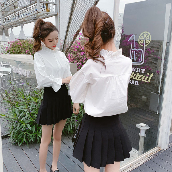 Aktuális női ing két színben, lótusz ujjakkal