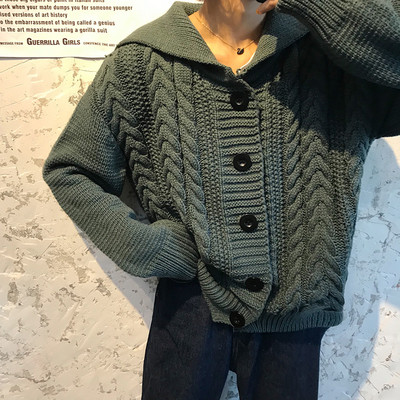 Γυναικεία ζεστή ζακέτα σε δύο χρώματα με κουκούλα