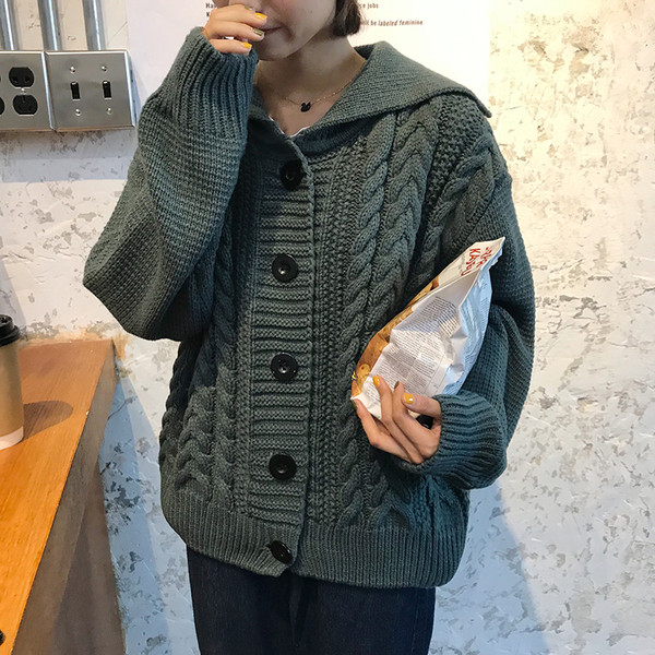 Γυναικεία ζεστή ζακέτα σε δύο χρώματα με κουκούλα