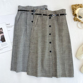 Női kockás szoknya övvel és gombokkal, két színben