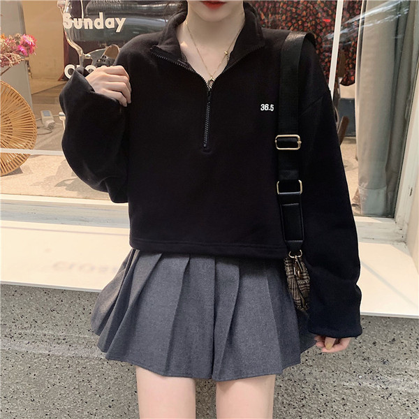 Női széles rövid blúz két színben, cipzárral