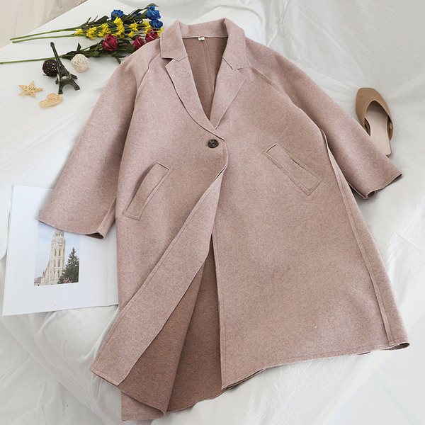 Női őszi kabát széles modell zsebekkel több színben