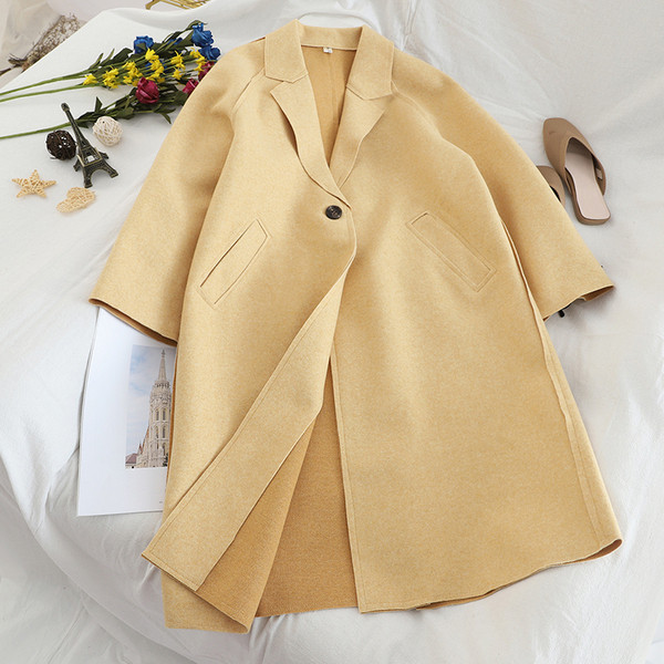 Női őszi kabát széles modell zsebekkel több színben