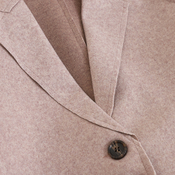 Női őszi kabát széles modell zsebekkel több színben