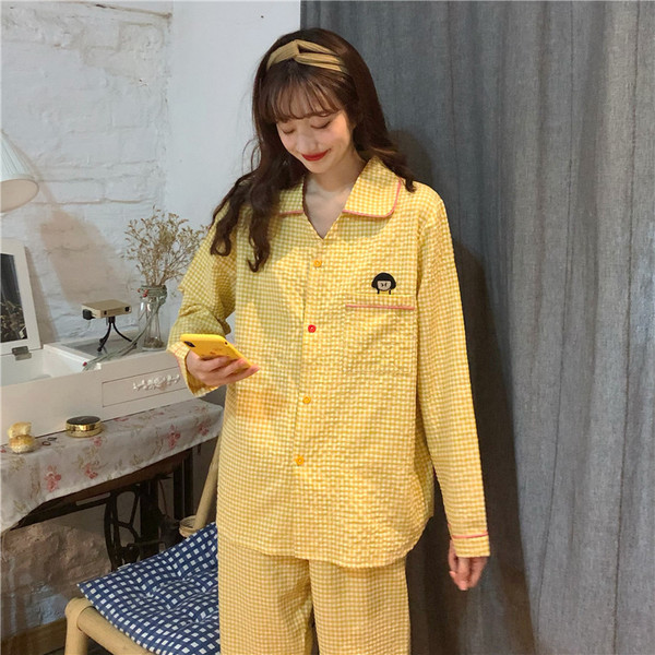 Női modern kockás pizsama két színben