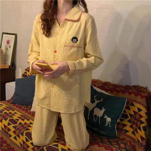 Női modern kockás pizsama két színben