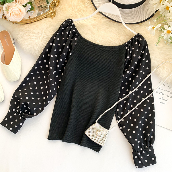 Modern női blúz kerek nyakkivágással, pöttyös ujjakkal, több színben