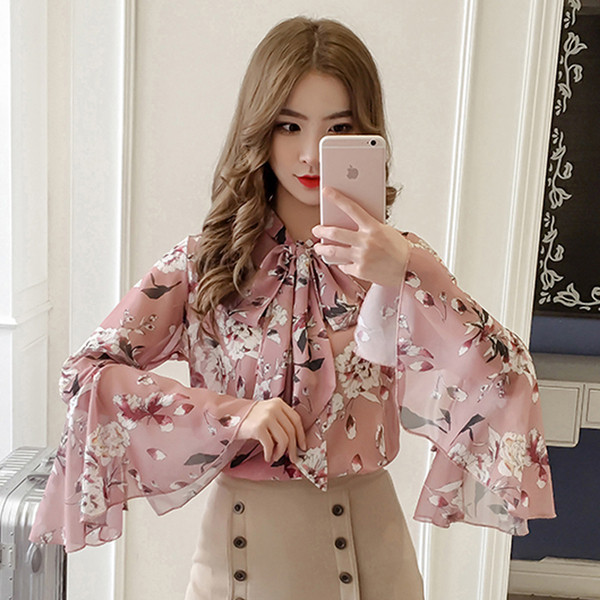 Stílusos női blúz rózsaszín és kék színben virágos motívumokkal