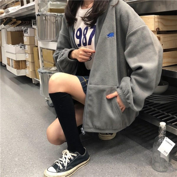 Női széles pulóver több színben cipzárral