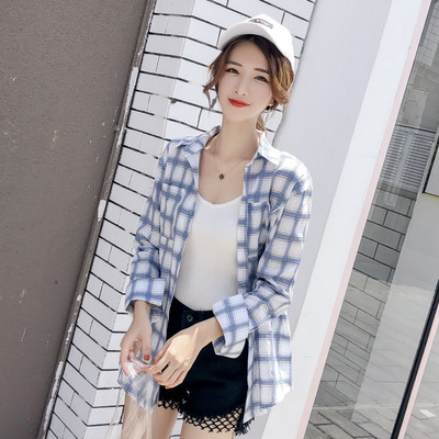 Cămașă de damă în carouri în două culori cu buzunar