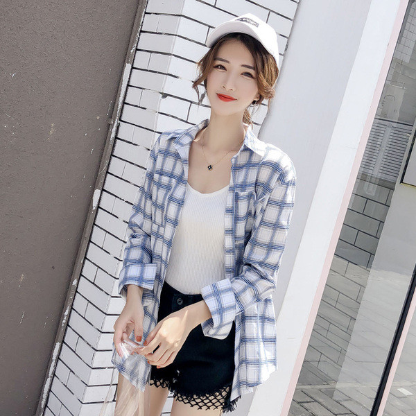 Cămașă de damă în carouri în două culori cu buzunar