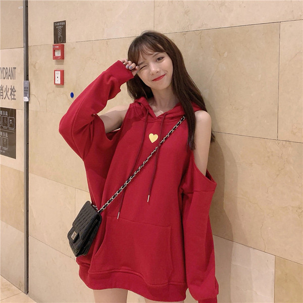 Fekete-piros női pulóver csupasz váll