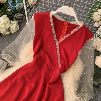 Rochie moderna de dama cu decolteu in V in negru si rosu