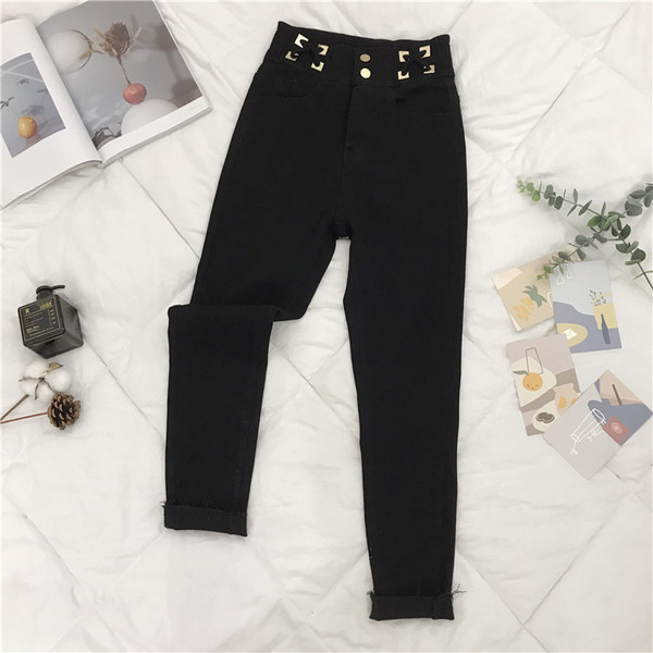 Modern női farmer fém elemekkel, három színben