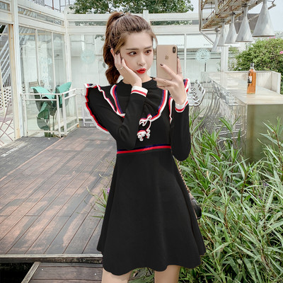 Alkalmi női ruha két színben, hosszú ujjal és gombbal