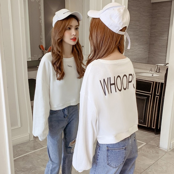 Női blúz széles modell három színben felirattal