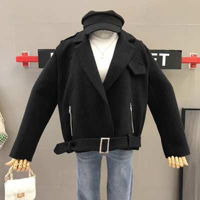 Női alkalmi kabát fekete, barna és fehér övvel