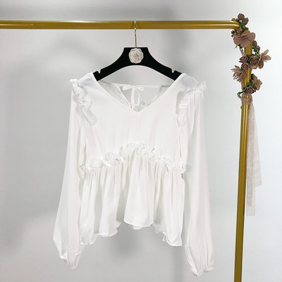 Rövid női blúz spitz nyakkivágással, hátul megkötős - három színben