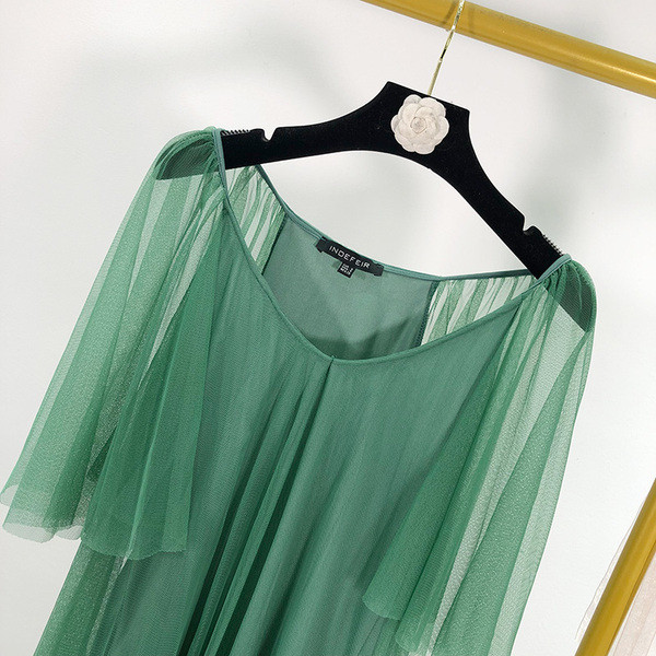 Modern női tüll ruha zöld színben