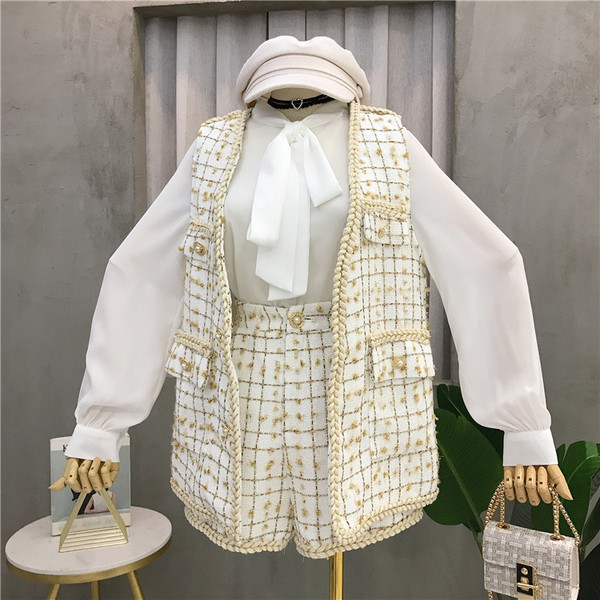 Új modell három részes női szett fehér és fekete színben