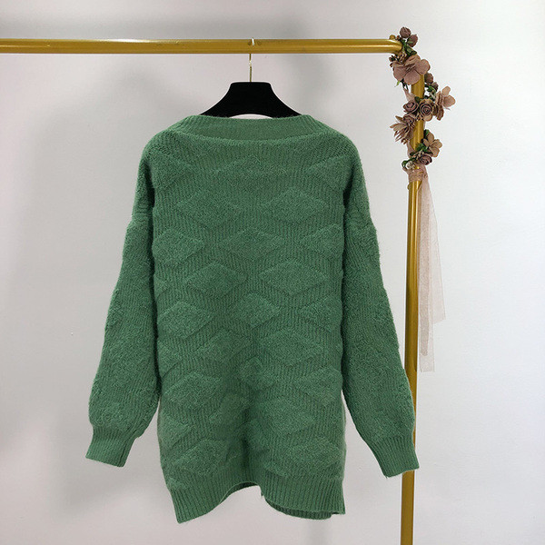 Vesta casual cu nasturi si decolteu adanc in trei culori