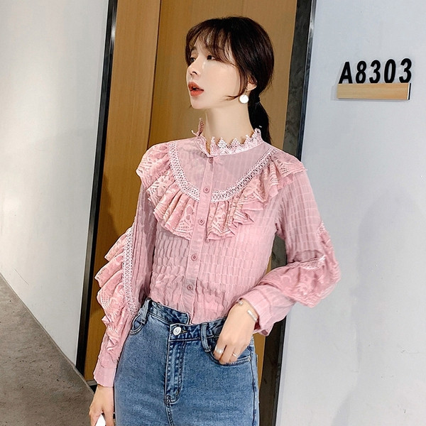 Stílusos női ing három színben, hosszú ujjal és csipkével