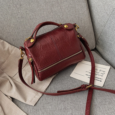 Modern női táska hosszú és rövid fülekkel, többféle színben