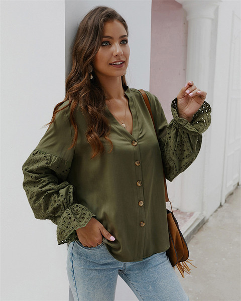 Aktuális női ing spitz nyakkivágással és lótusz ujjú fehér és zöld színben