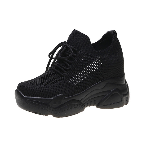 Női tornacipő magas talppal és fűzővel, többféle színben