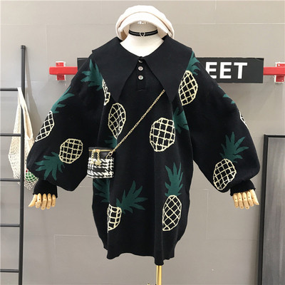 Modern női széles pulóver színes mintával szürke és fekete színben