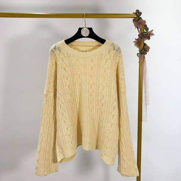 Vékony kötött női pulóver három színben