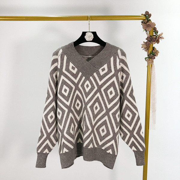 Pulover casual in gri si negru cu model