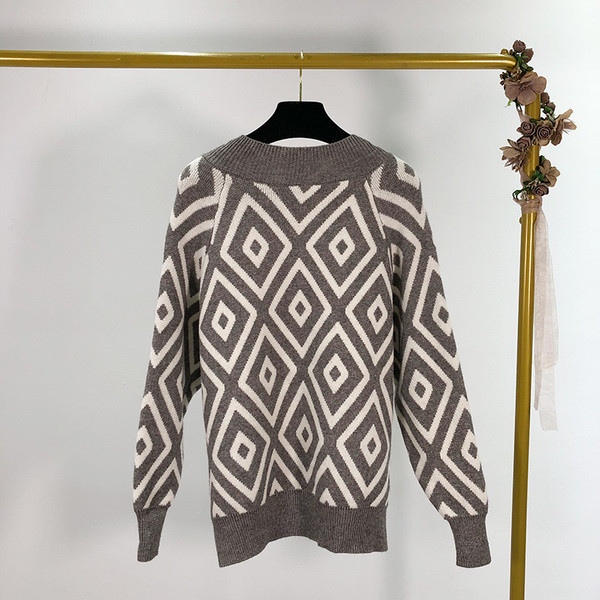 Pulover casual in gri si negru cu model