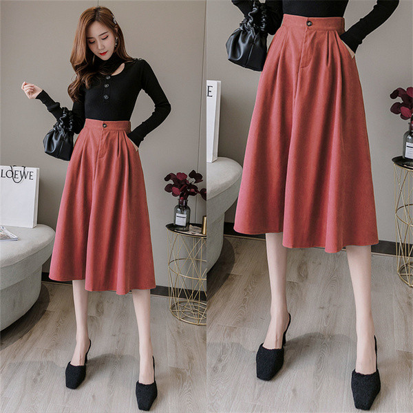 Модерна дамска разкроена пола с джобове в няколко цвята