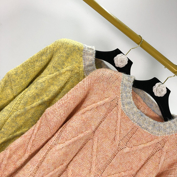 Hosszú, vastag pulóver rózsaszín és sárga színben