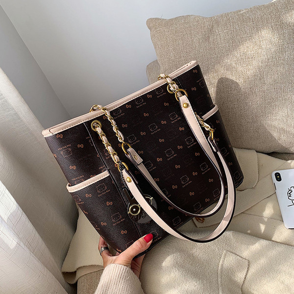 Modern női táska cipzárral, két színben